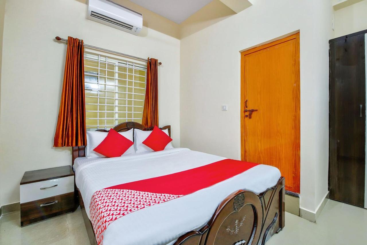 Hôtel Oyo 39837 Sri Anjaneya Residency à Shimoga Extérieur photo