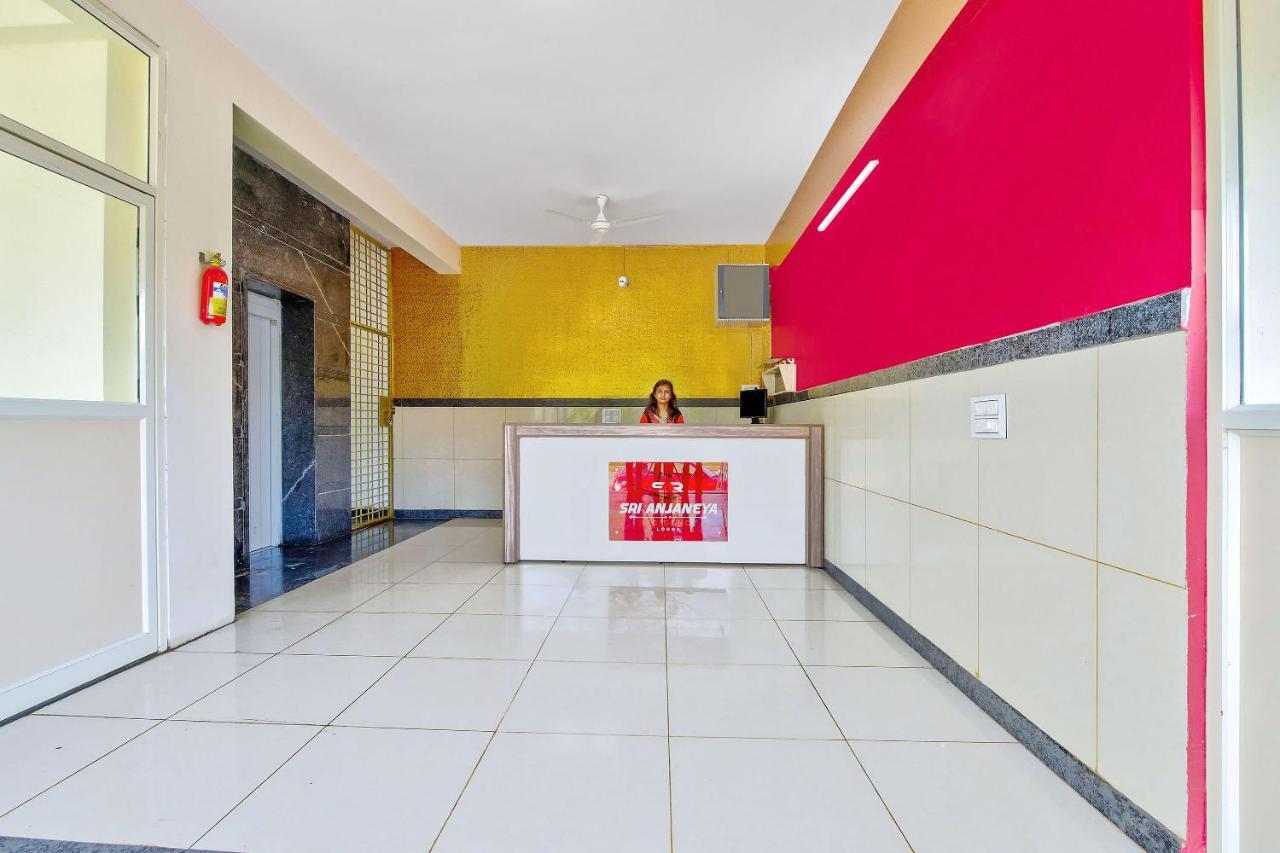 Hôtel Oyo 39837 Sri Anjaneya Residency à Shimoga Extérieur photo